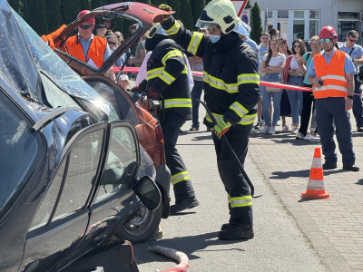 Súťaž HaZZ vo vyslobodzovaní osôb z havarovaných vozidiel